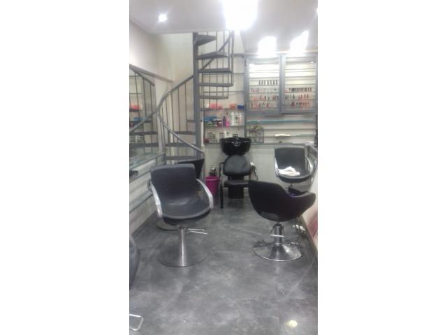 Location Salon de coiffure et esthétique