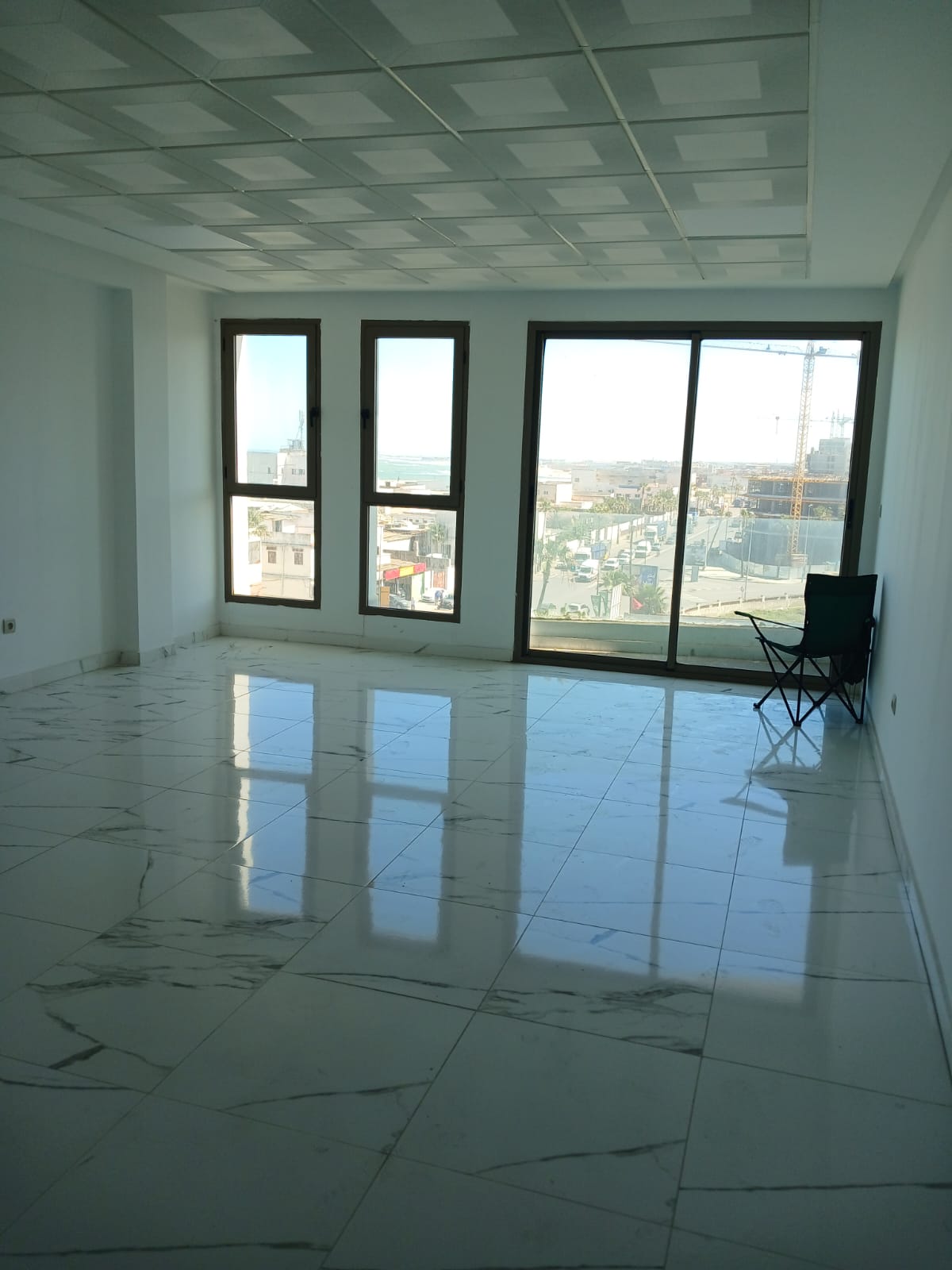 مكتب جديد للإيجار على بولفار مولاي سليمان، عين السبع – 5000 درهم/شهر