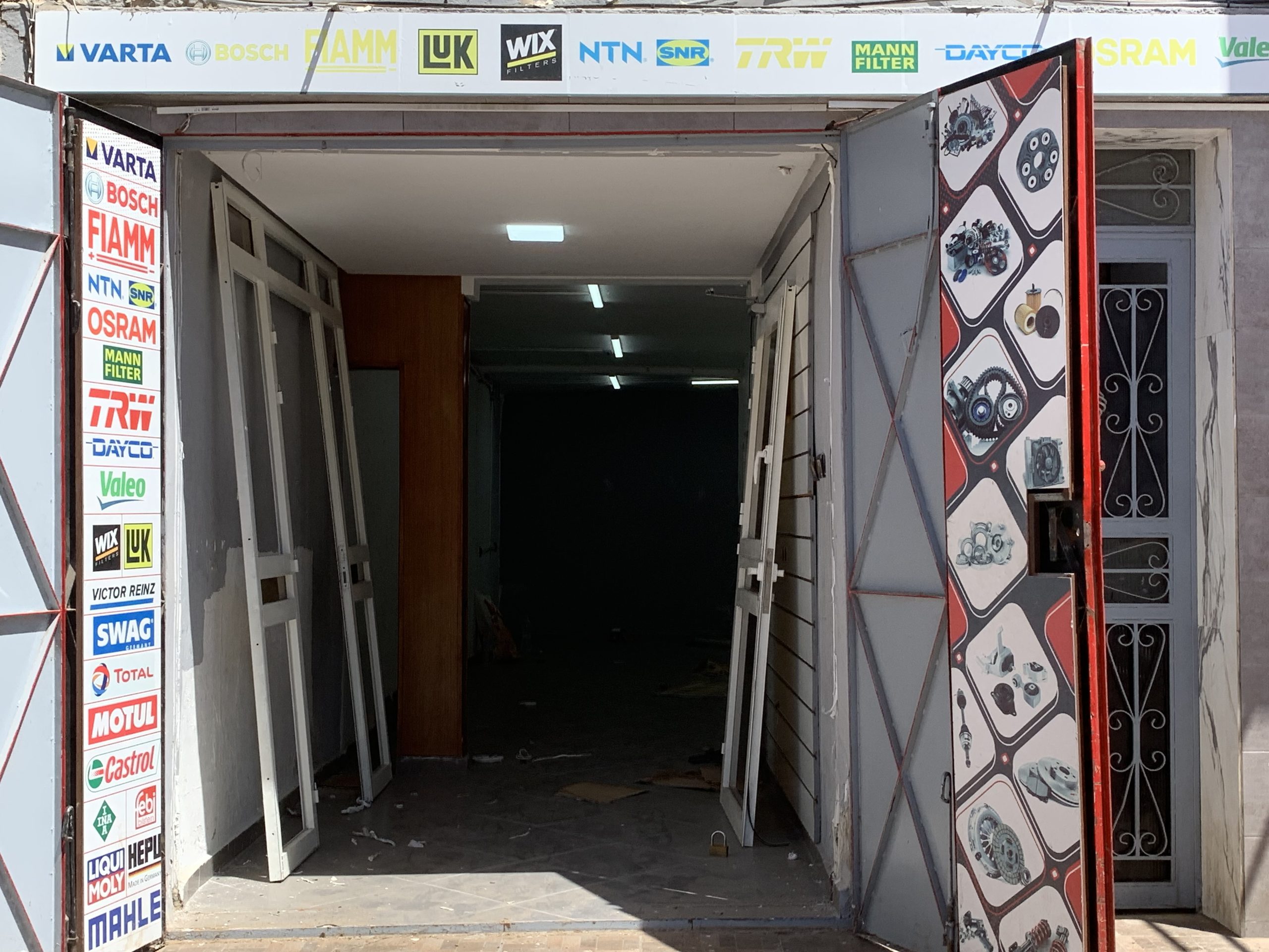 Local commercial 54m rabat