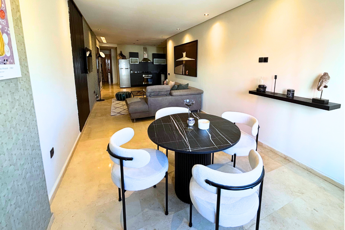 Studio Moderne Meublé à Socrate – Parking Privé